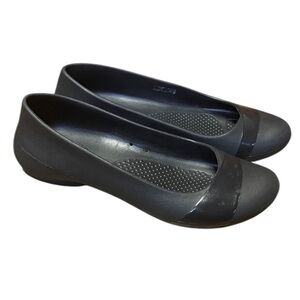 Crocs Gianna Alice Ballet Flats Womens 8 Black Shiny Cap Toe Slip On Comfort